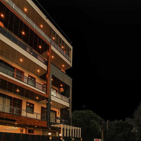 Hotel Maharaja Palace Gurgaon Exterior photo