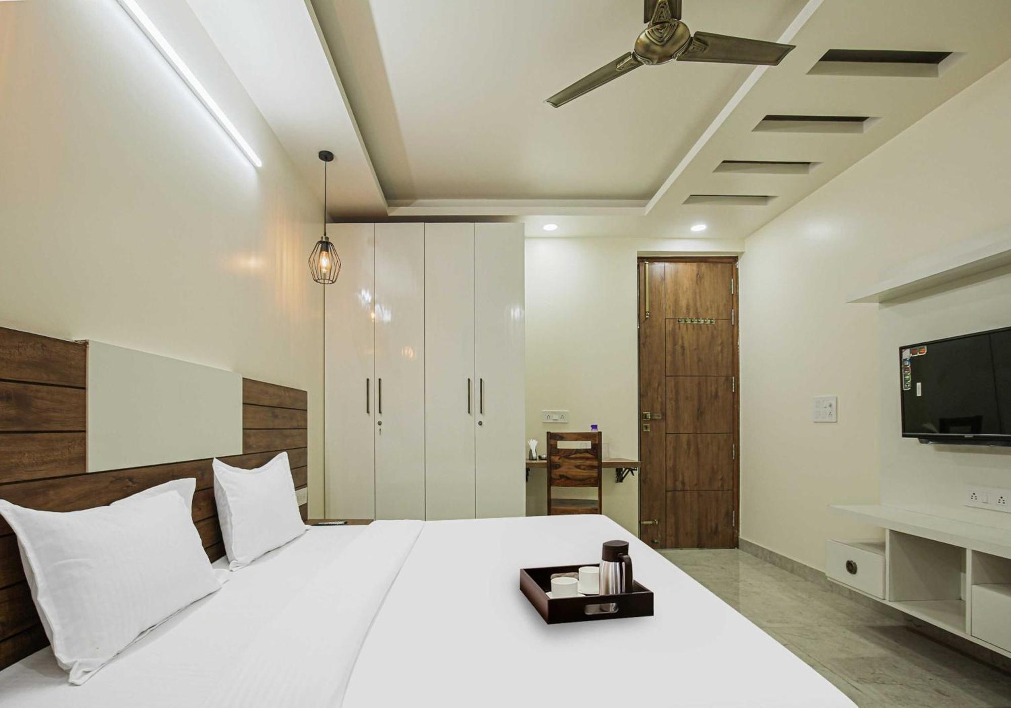Hotel Maharaja Palace Gurgaon Exterior photo