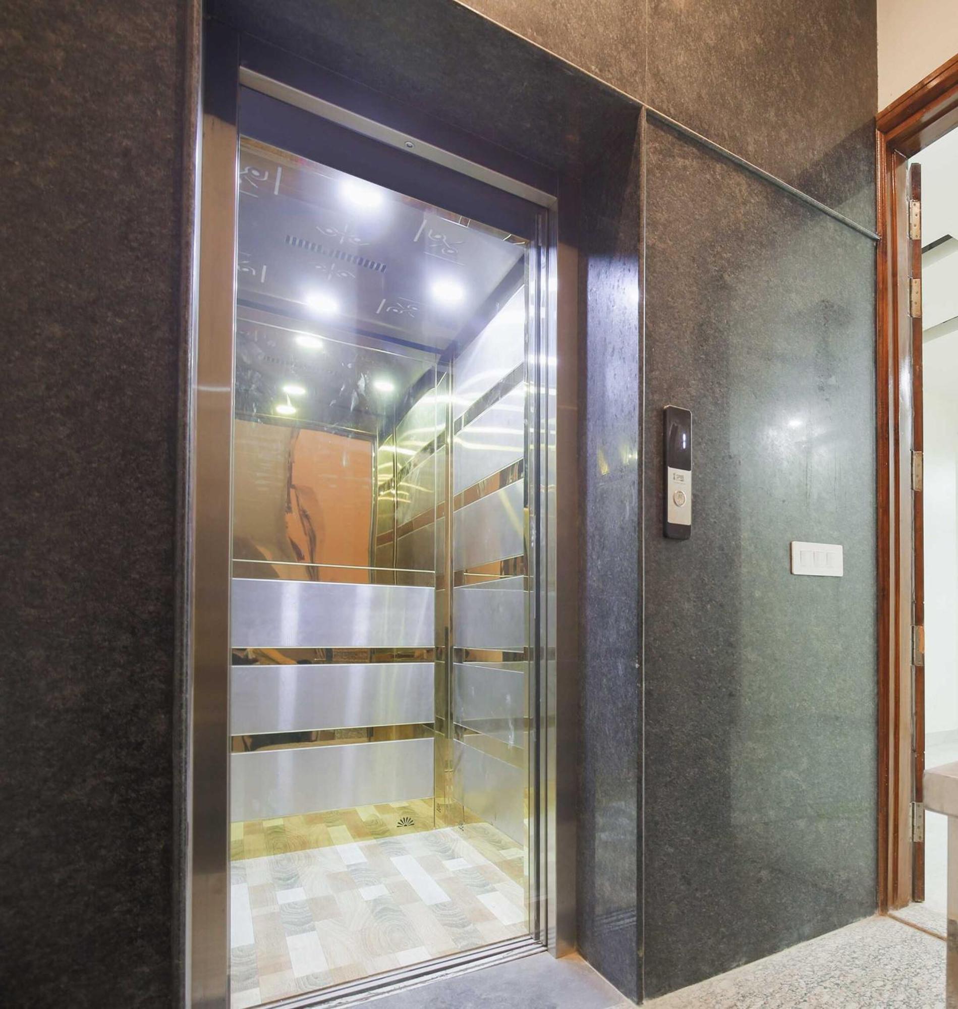 Hotel Maharaja Palace Gurgaon Exterior photo